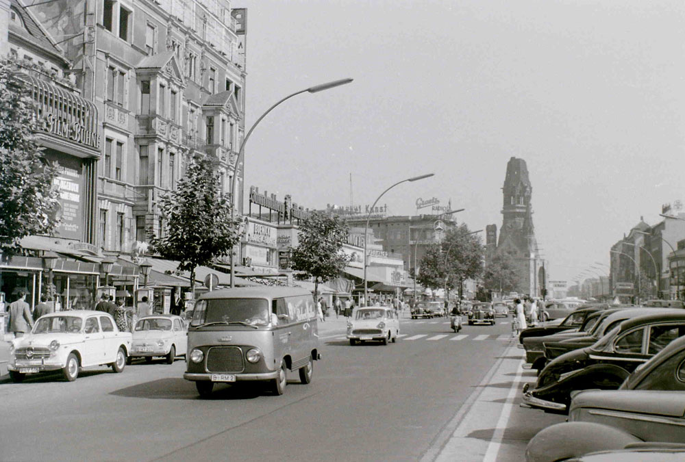 Kurfürstendamm, West Berlin, 11 September 1959. Photo by Allan Hailstone. Kurfürstendamm, West Berlin, 11 September 1959. Photo by Allan Hailstone.