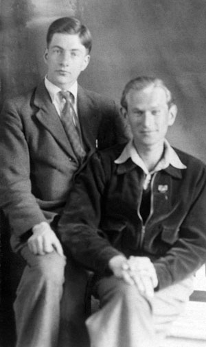 Henry Tribe and Derek Kemp (late 1940s). Henry Tribe and Derek Kemp (late 1940s).