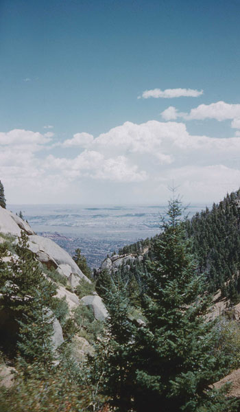 View from the railway descending Pikes Peak (photo by Henry Tribe, 1958). View from the railway descending Pikes Peak (photo by Henry Tribe, 1958).