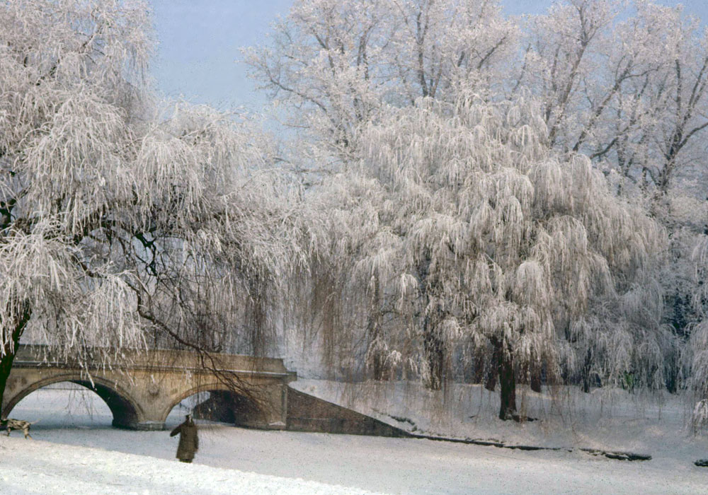 Frozen River Cam at Trinity Bridge, January 1963. Photo: Henry Tribe. Frozen River Cam at Trinity Bridge, January 1963. Photo: Henry Tribe.