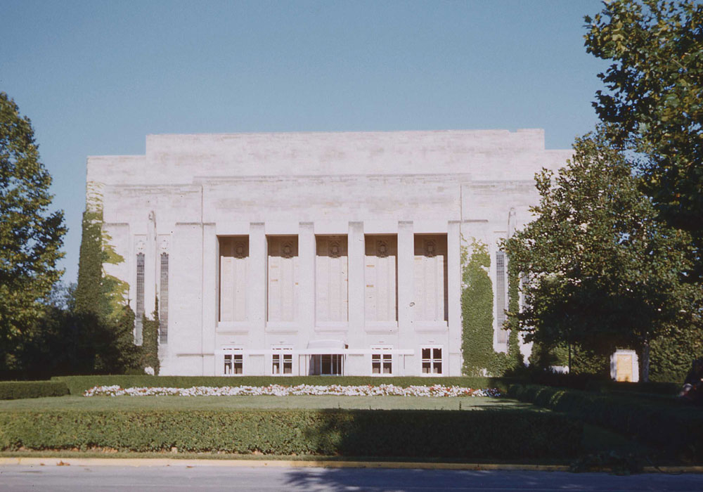Auditorium at Indiana University Bloomington (photo by Henry Tribe). Auditorium at Indiana University Bloomington (photo by Henry Tribe).
